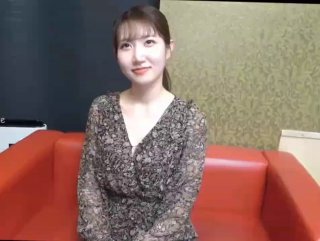 [本土精选!] 王老吉 这次被微信害了~永州妹子边被操边玩微信~一气之下用大鸡巴操死她~